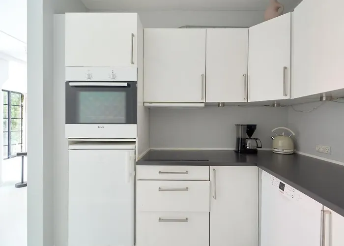 Stylish Ground Floor Perfect For Couples