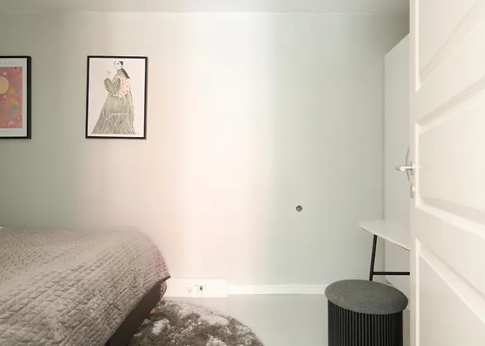 Stylish Ground Floor Perfect For Couples *