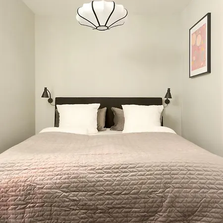 Stylish Ground Floor Perfect For Couples Apartman *